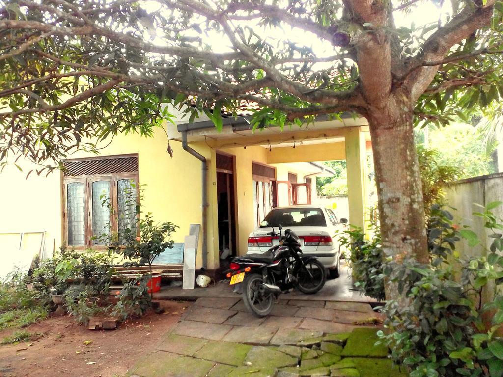 Hikkaduwa Home Stay Zewnętrze zdjęcie