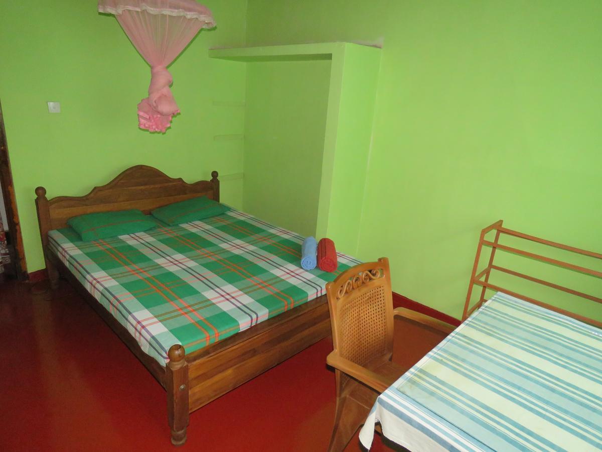Hikkaduwa Home Stay Zewnętrze zdjęcie
